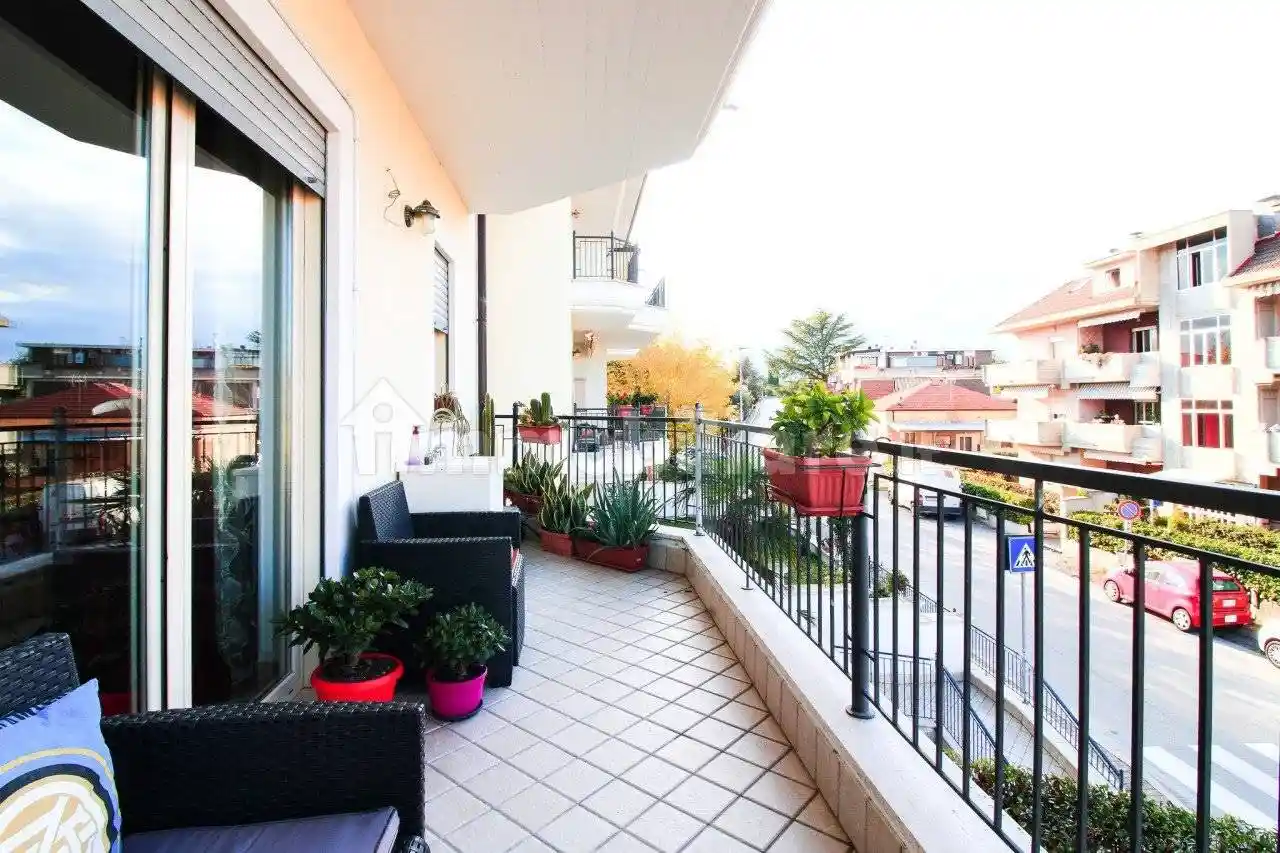 Quadrilocale via Iachini 39, Centro, Nereto - foto 2