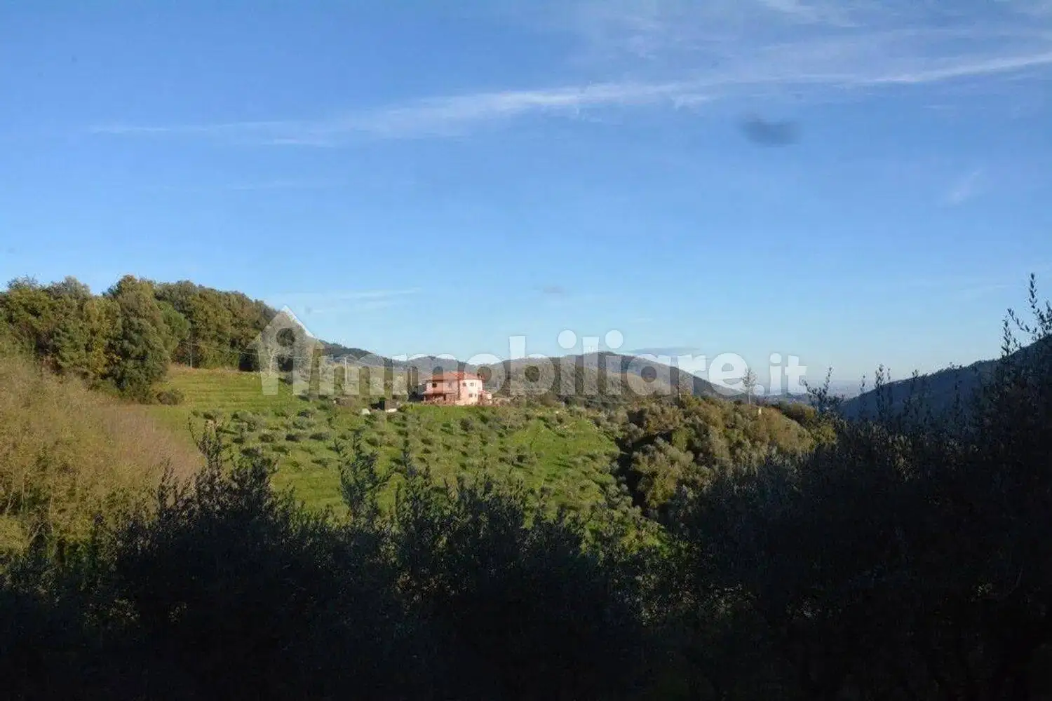 Rustico - Casale in vendita a Lucca