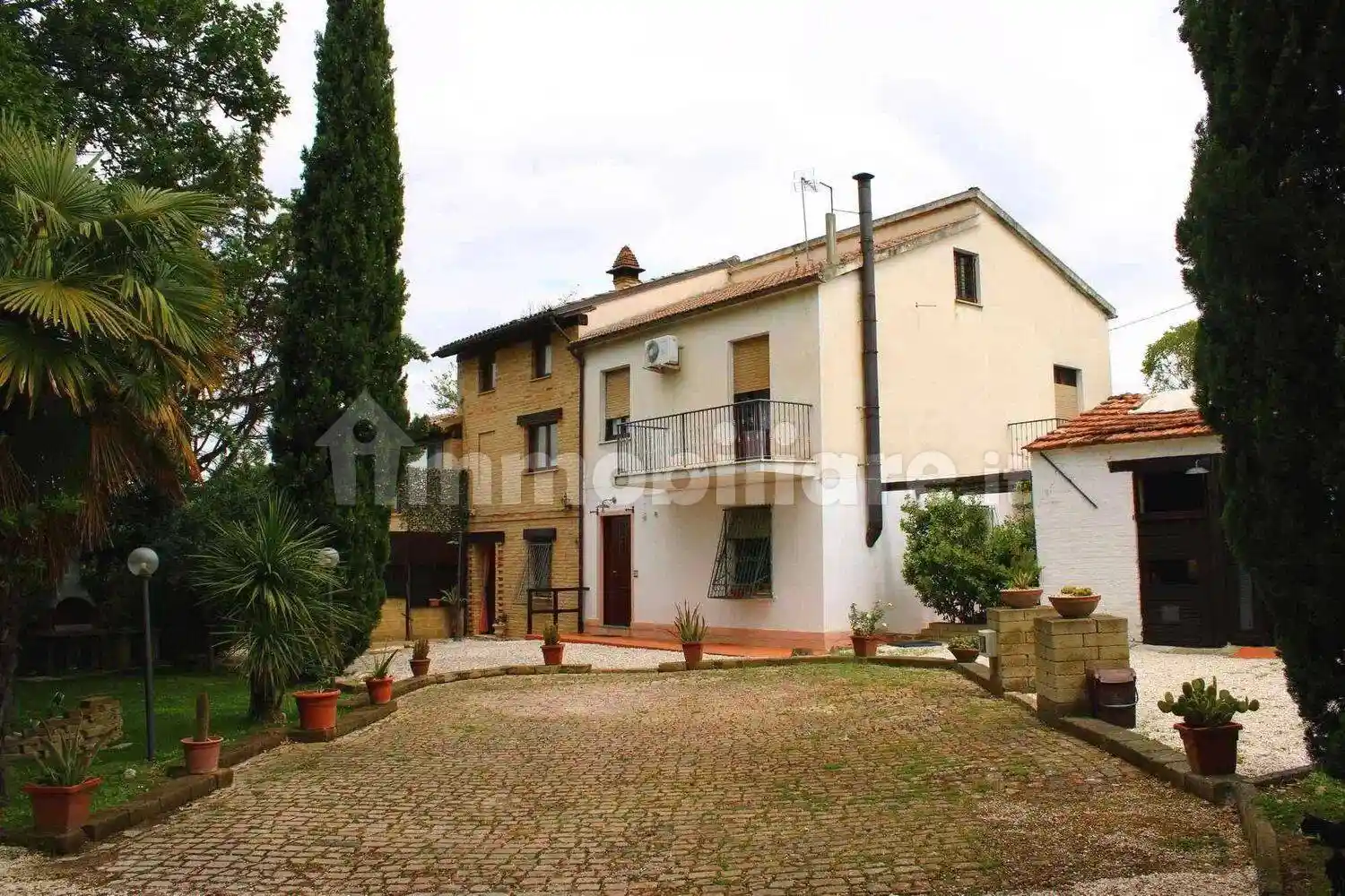 Villa in vendita a Montegranaro