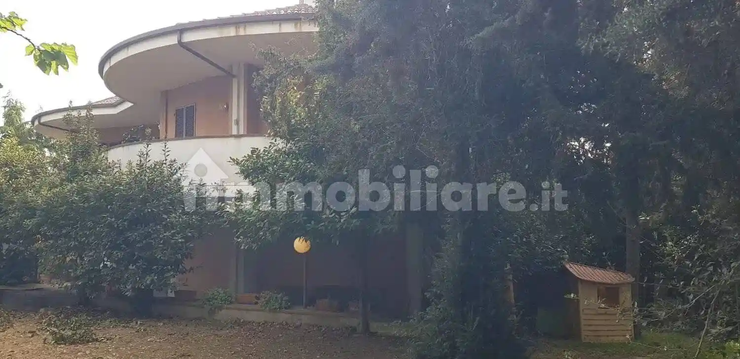 Villa in vendita a Montegranaro