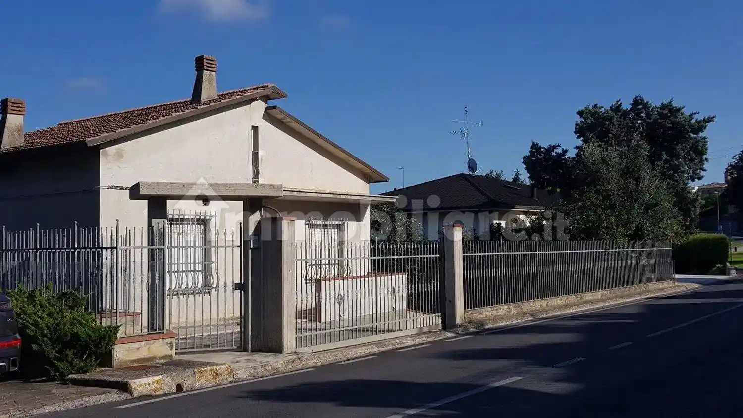 Villa in vendita a Montecosaro