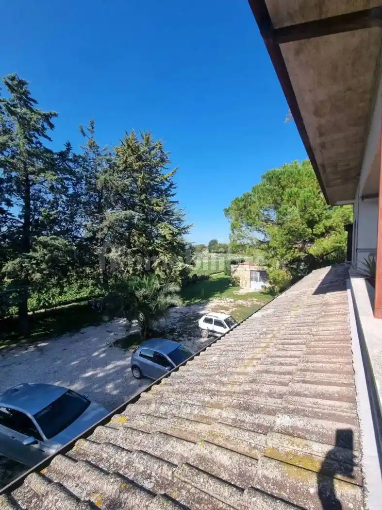 Appartamento in vendita a Montecosaro