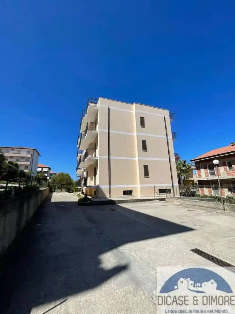 Appartamento in vendita a Acquedolci