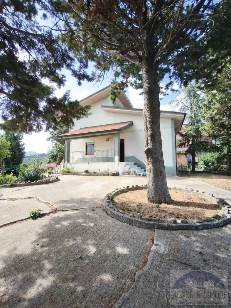 Villa in vendita a San Fratello