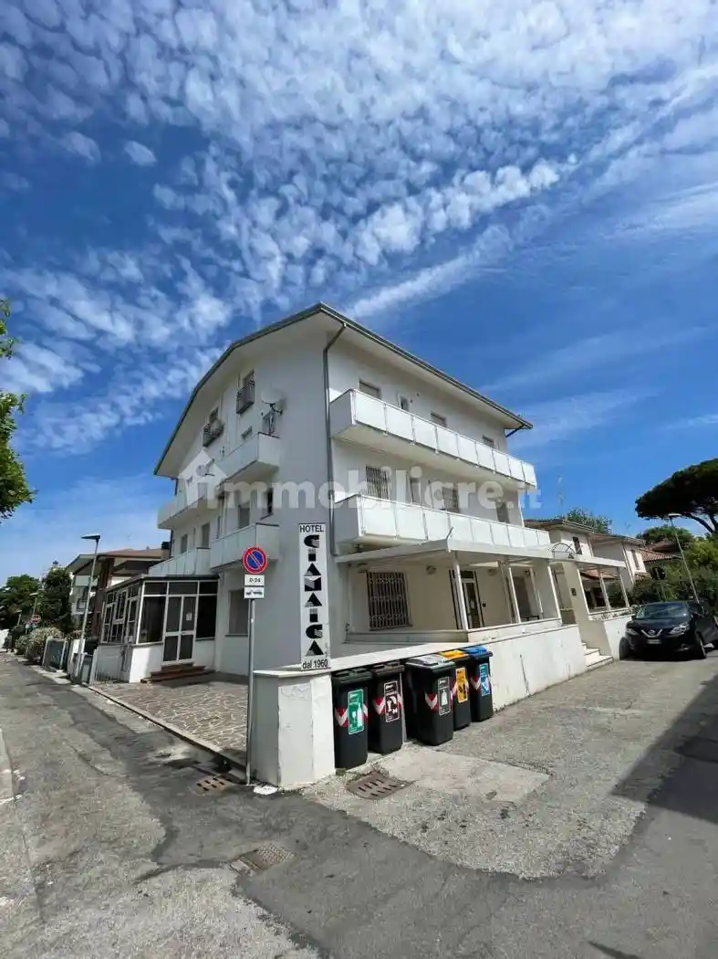 Palazzo - Edificio in vendita a Rimini