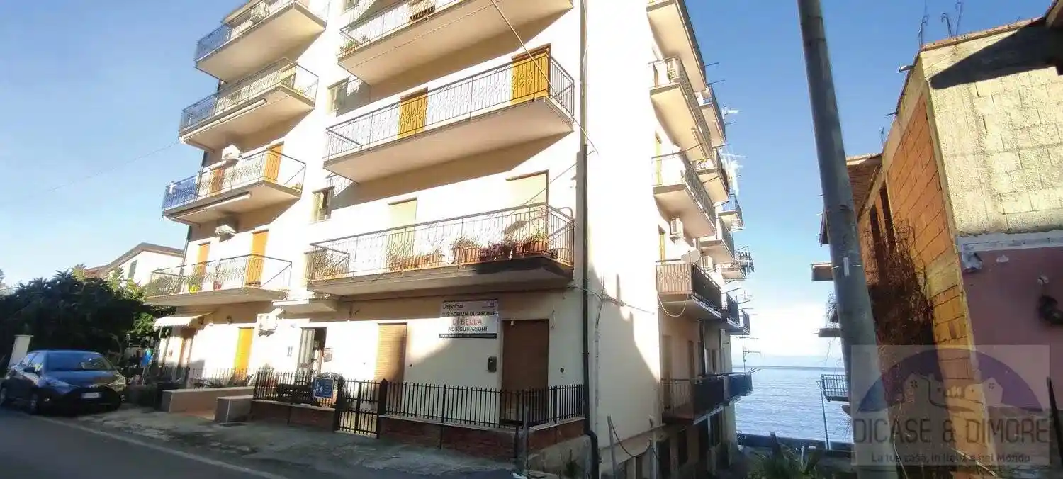 Appartamento in vendita a Caronia