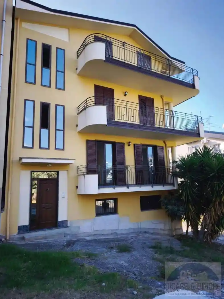 Appartamento in vendita a Acquedolci