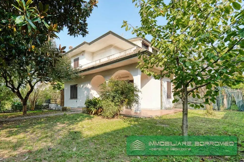 Villa in vendita a Casalmaiocco