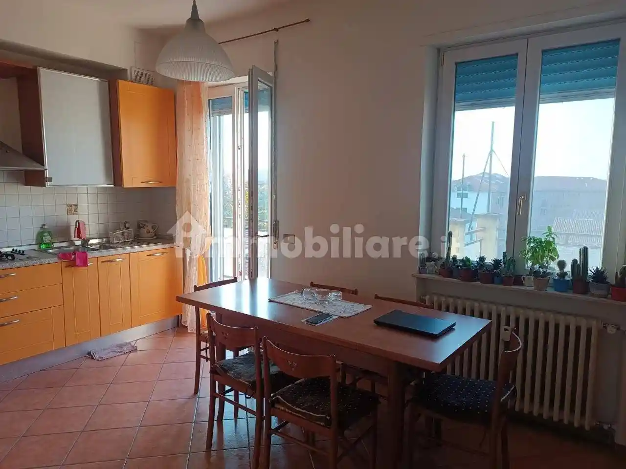 Appartamento in vendita a Piacenza