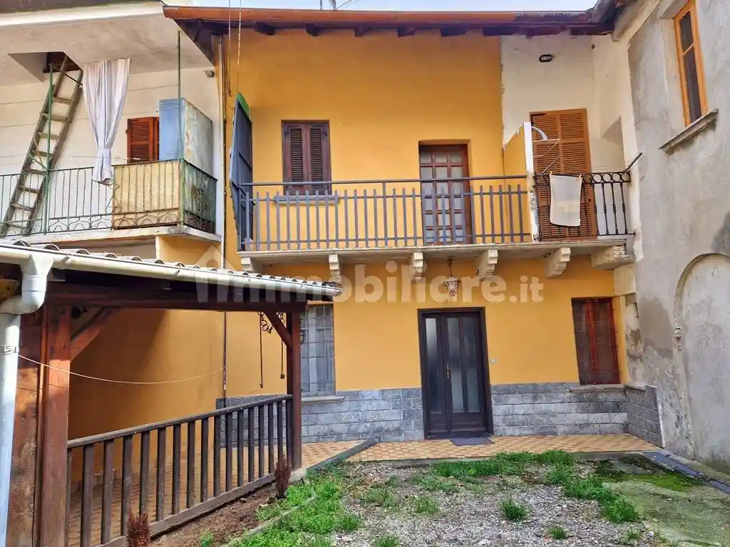 Casa indipendente in vendita a Omegna