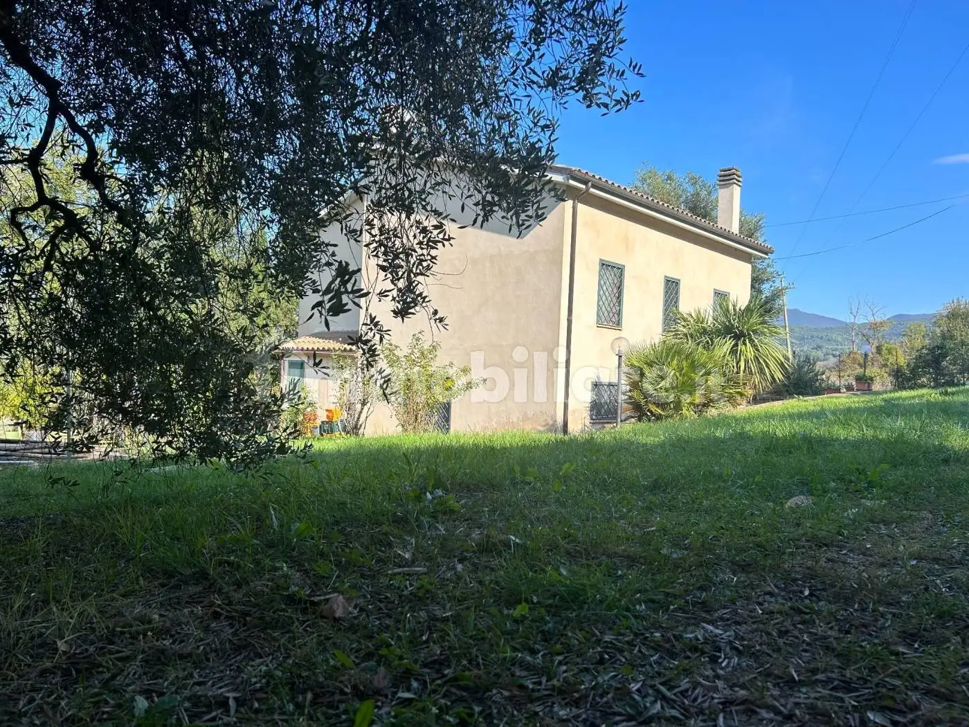 Villa in vendita a Montebuono