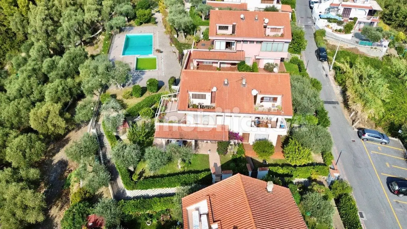 Appartamento in vendita a San Lorenzo al Mare