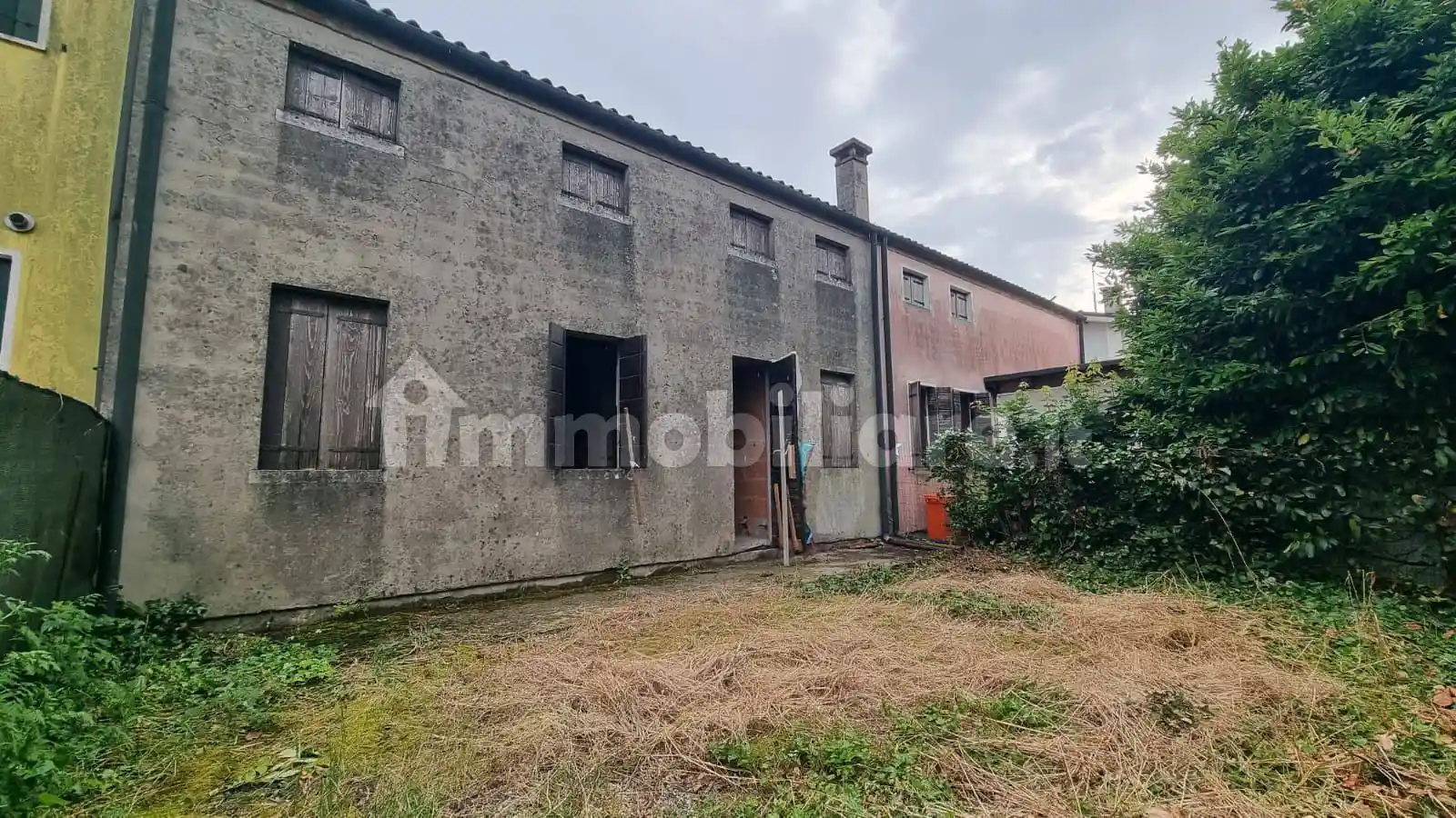 Casa indipendente in vendita a Correzzola