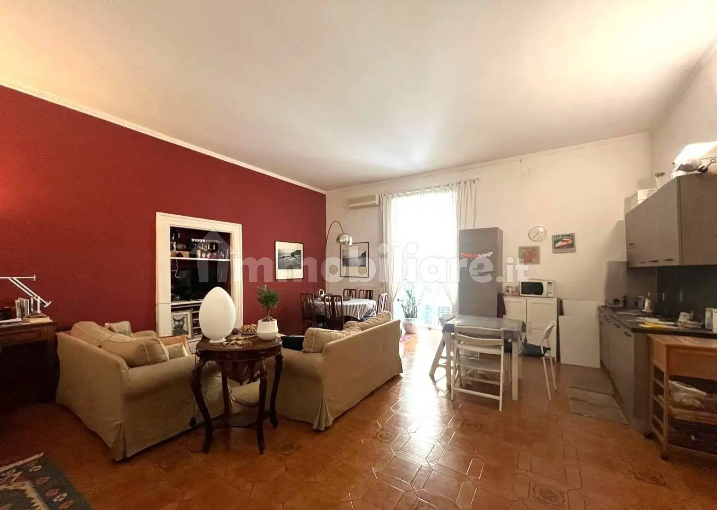 Appartamento in vendita a Napoli