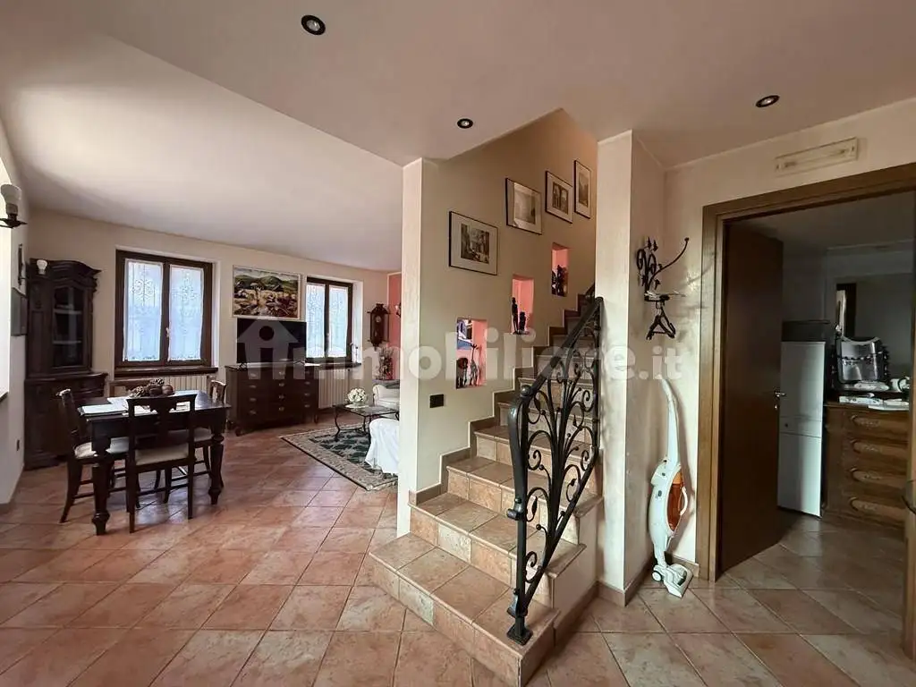 Villa in vendita a Cividate al Piano