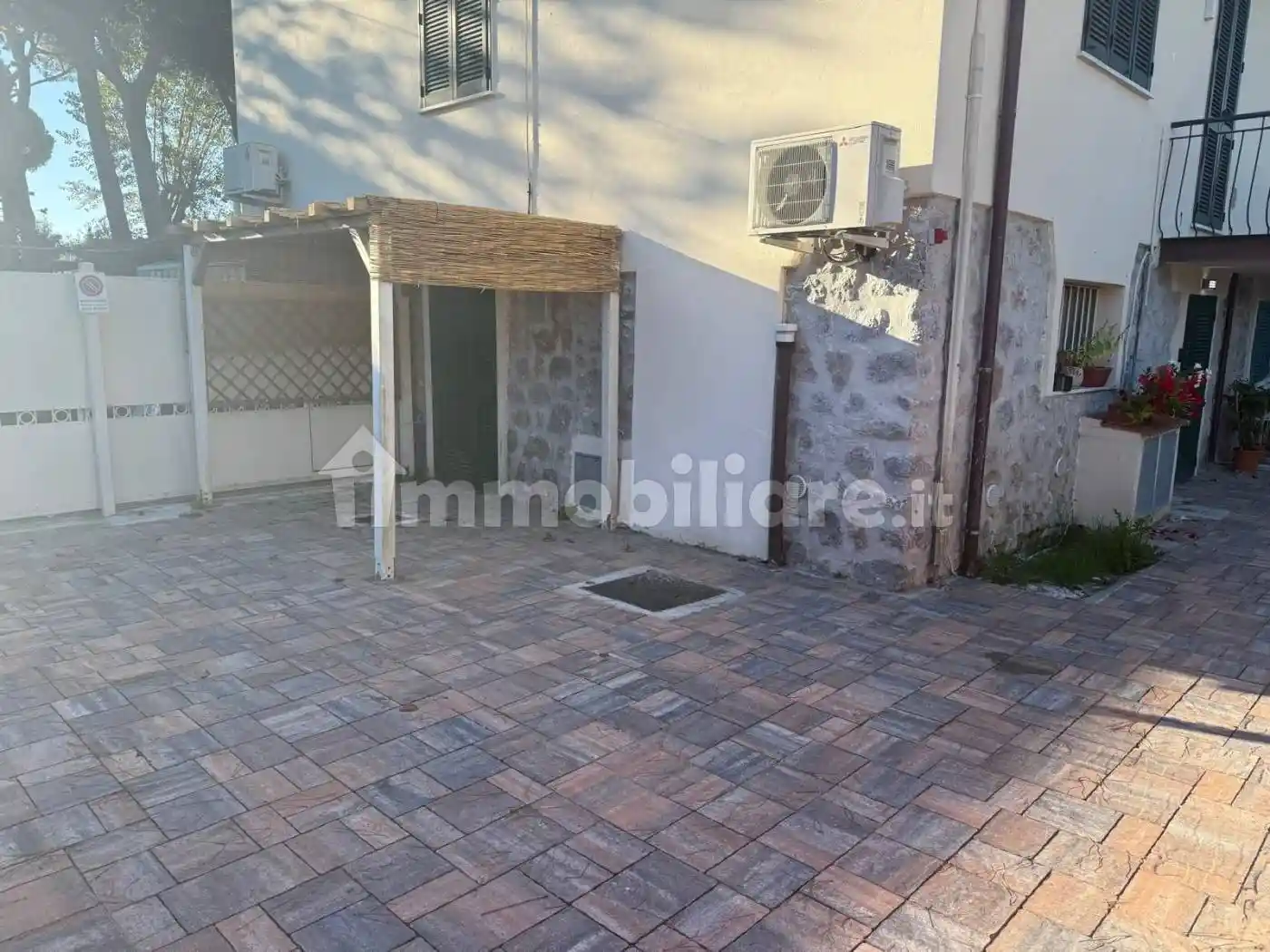 Quadrilocale via Antonio Gramsci 49, Cinquale, Montignoso - foto 3