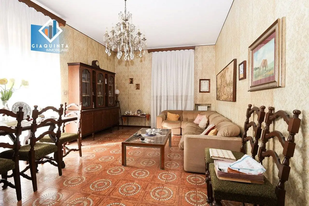 Appartamento in vendita a Ramacca