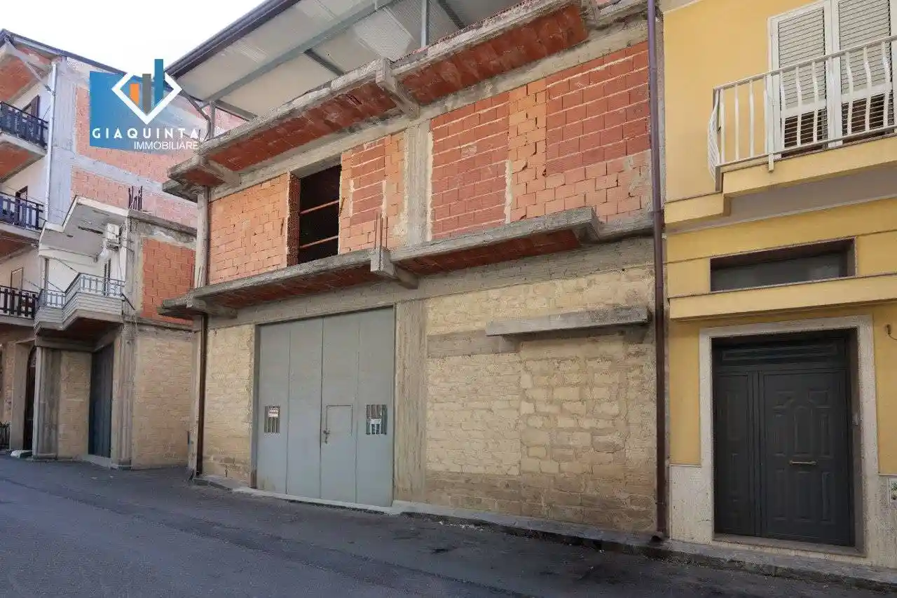 Casa indipendente in vendita a Palagonia