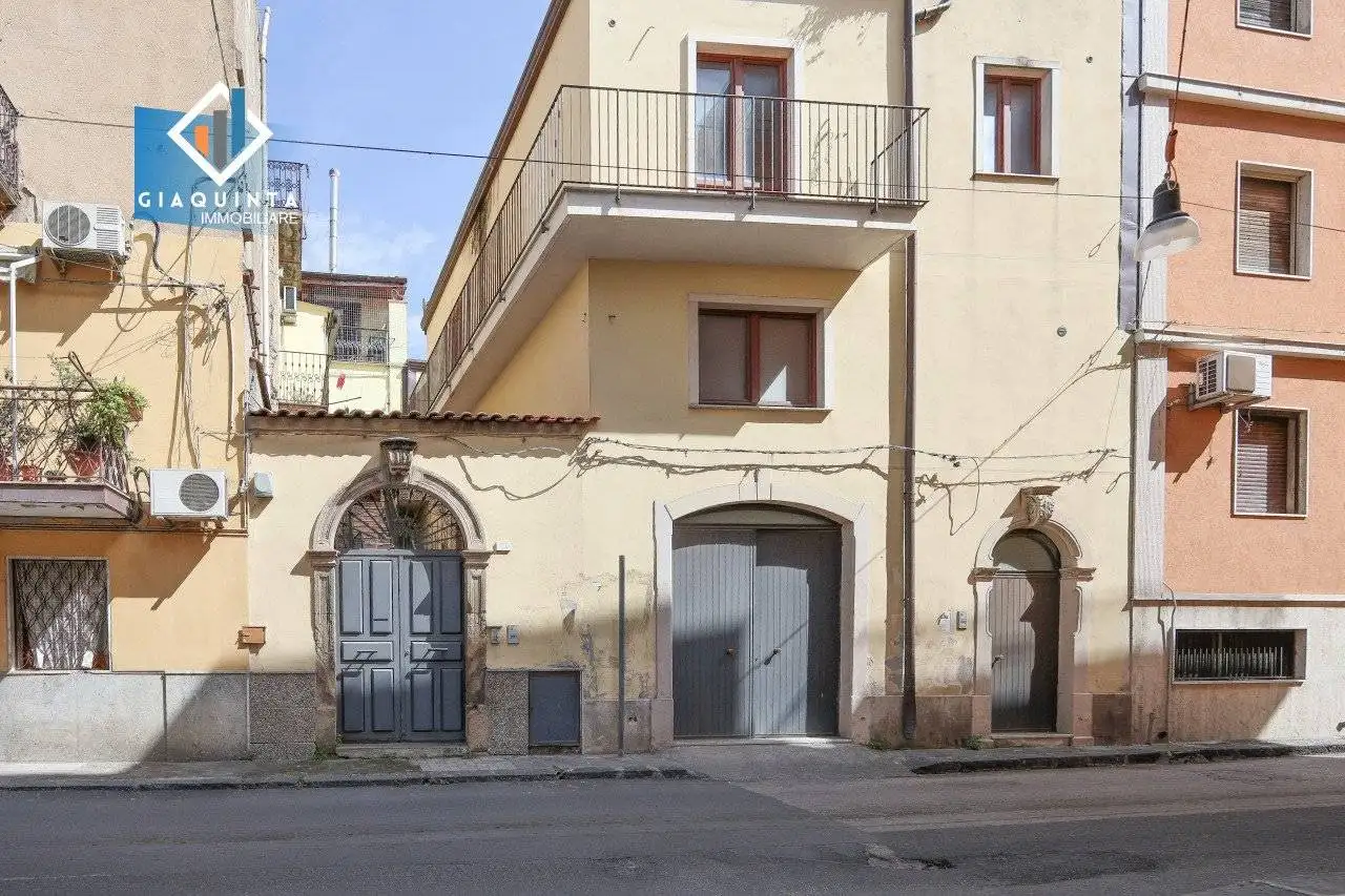 Casa indipendente in vendita a Palagonia