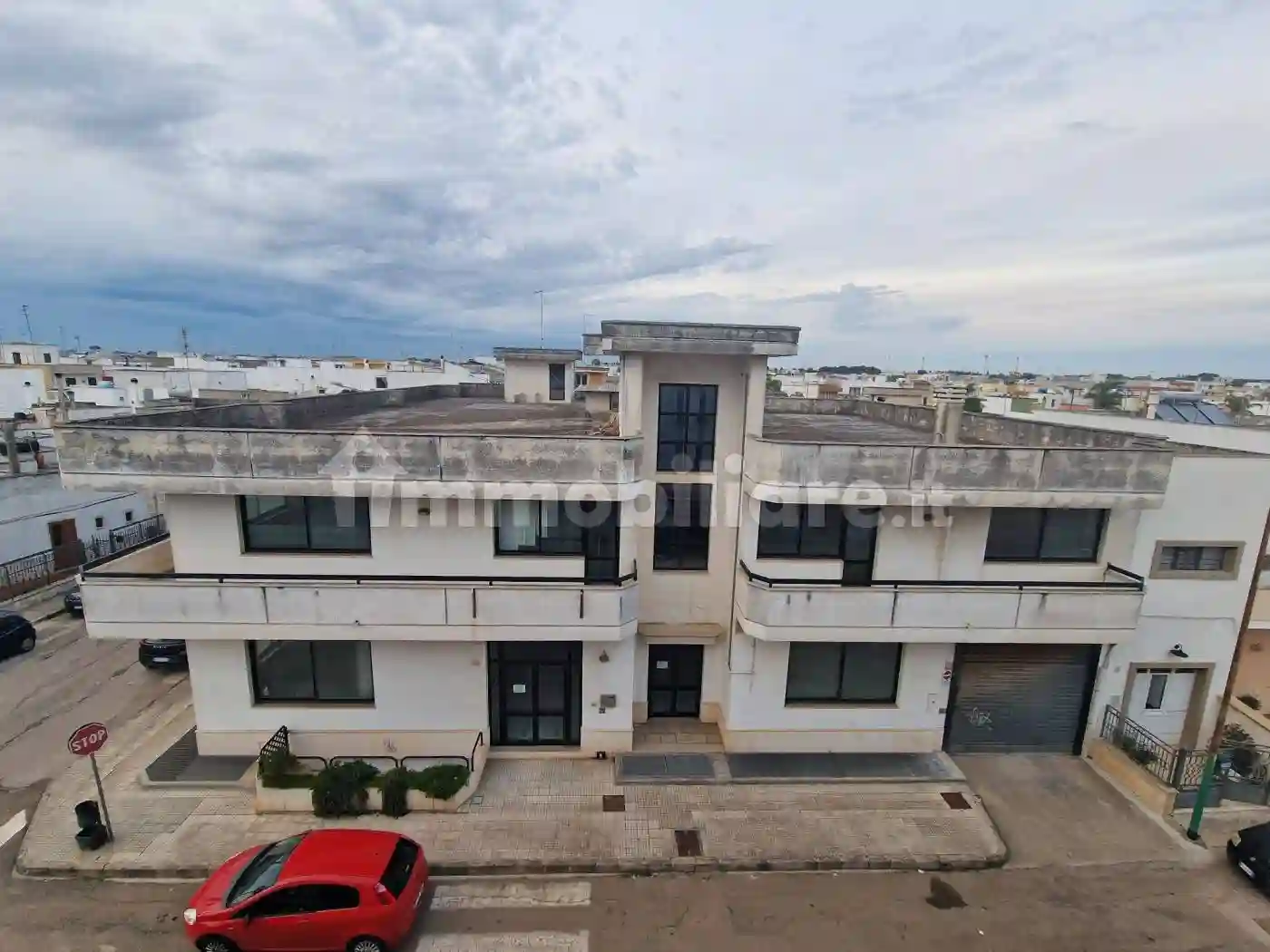 Palazzo - Edificio in Affitto - foto 4