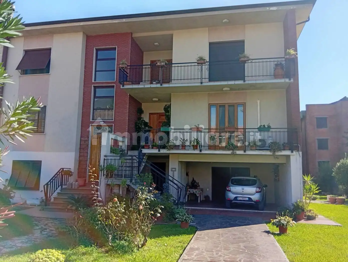 Casa indipendente in vendita a San Giuliano Terme