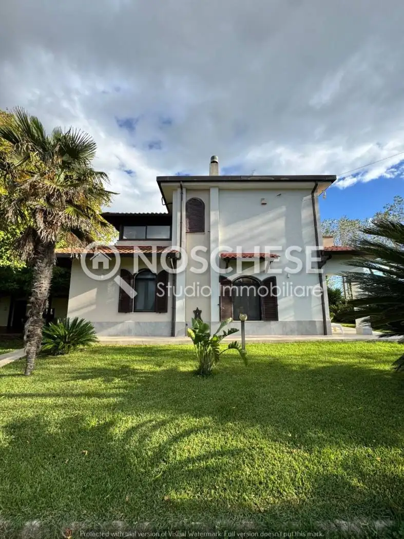 Villa in vendita a Pontecagnano Faiano