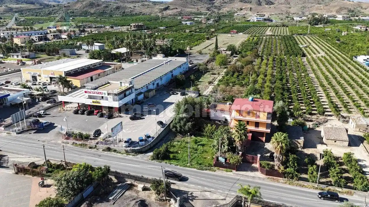 Casa indipendente in vendita a Palagonia