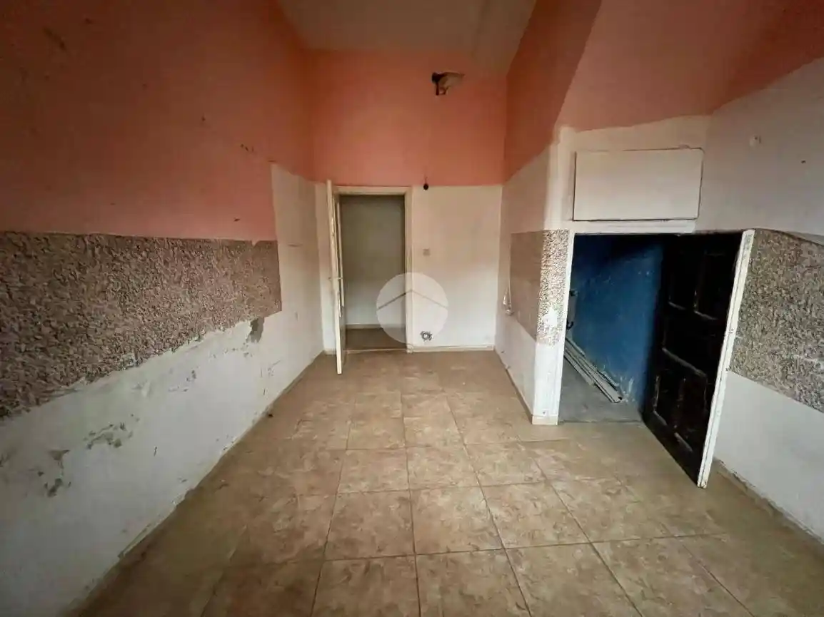 Trilocale via Cafarone 24, Centro Storico, Cosenza - foto 4