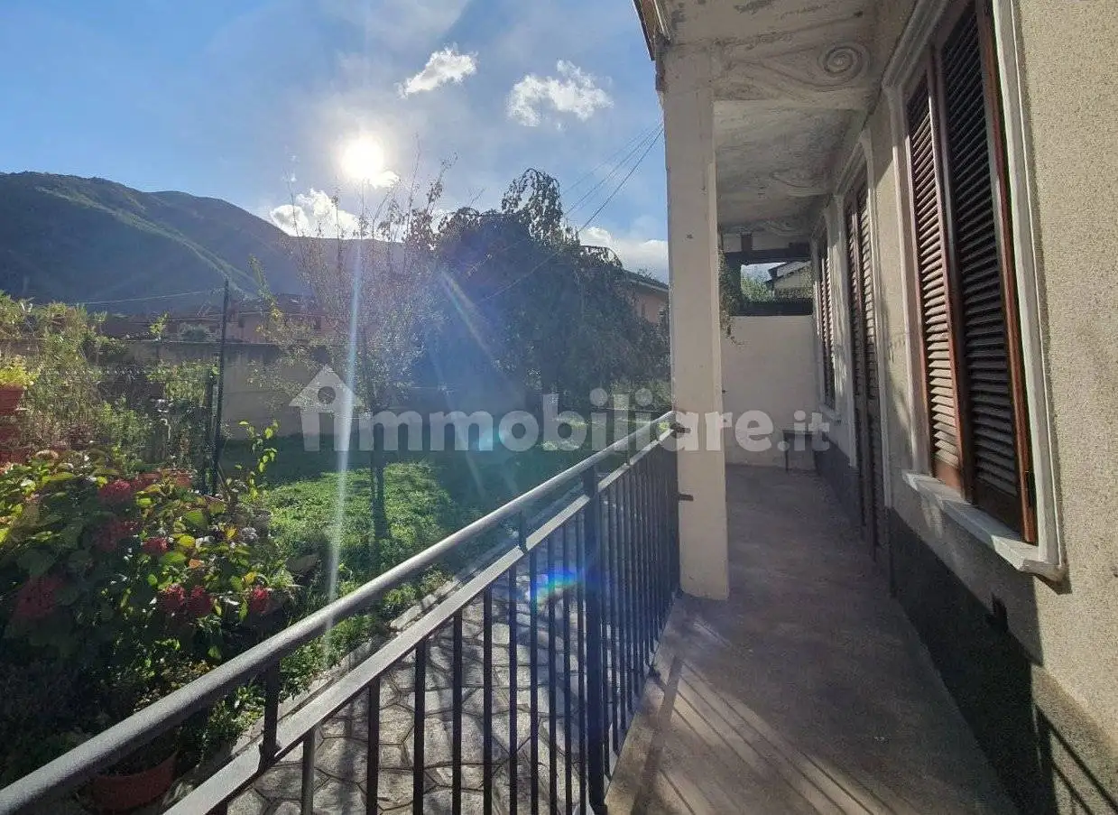 Trilocale viale Bauchiero 1, Centro, Condove - foto 3