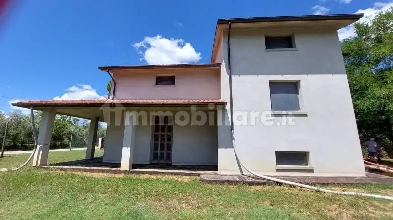 Villa in vendita a Arezzo