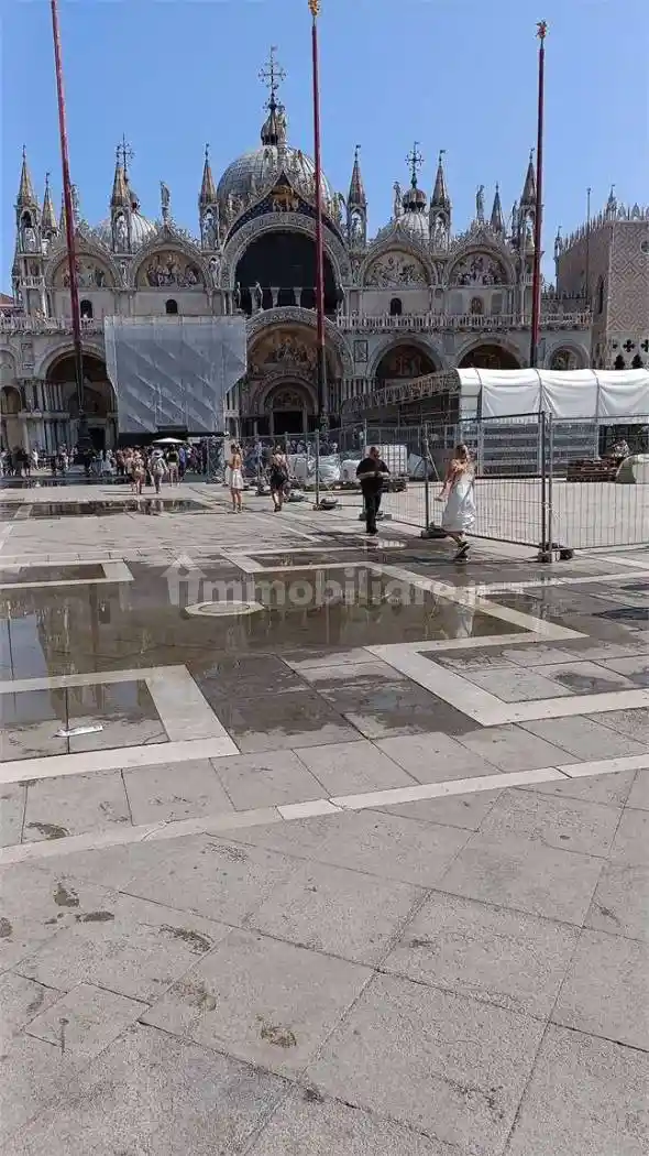 Palazzo - Edificio in vendita a Venezia