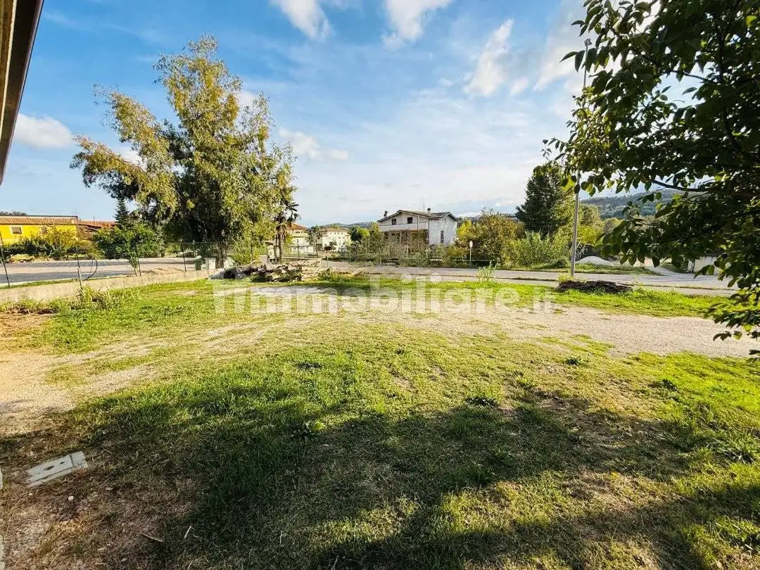 Appartamento via Tevere, Elice - foto 3