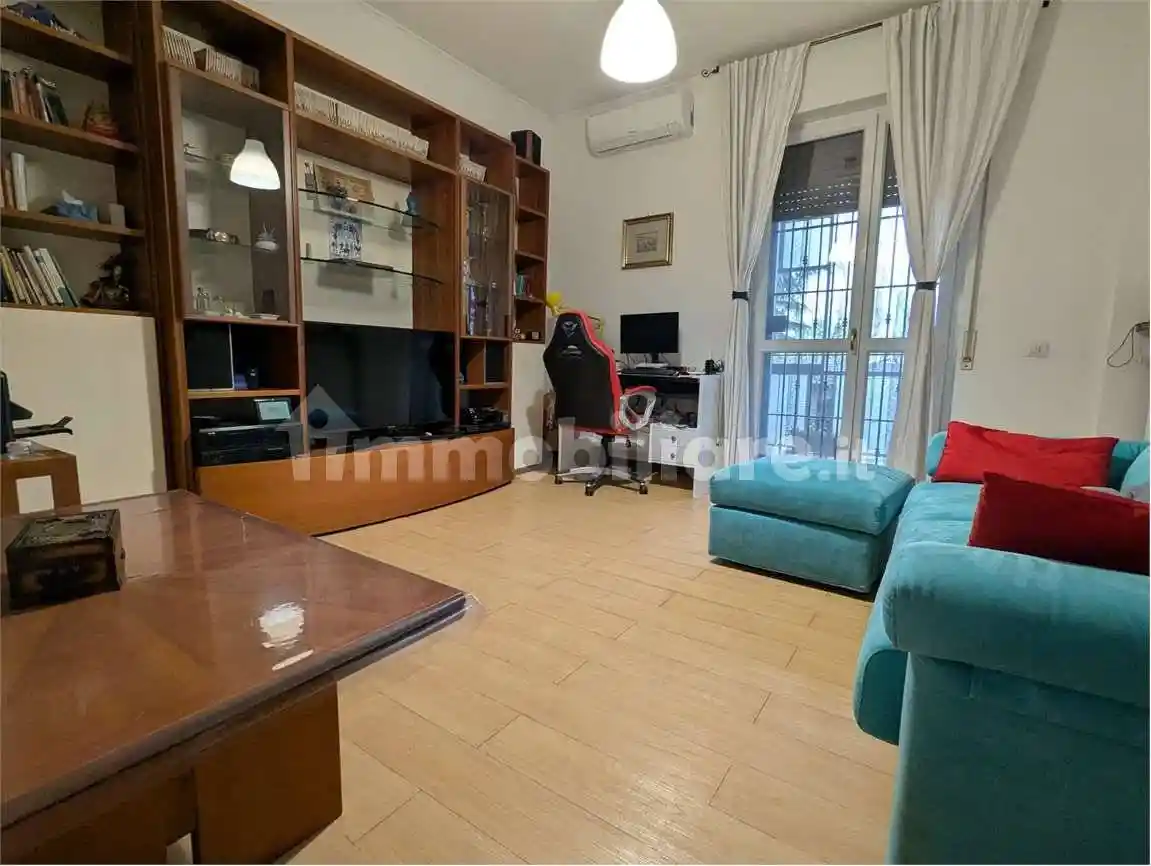 Appartamento in vendita a Vaprio d'Adda