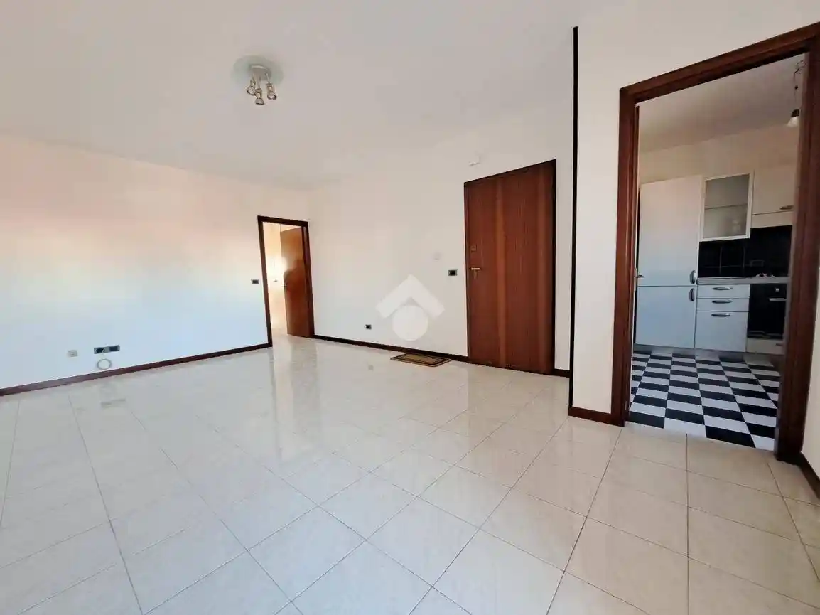 Trilocale via Carlo Arturo Jemolo 146, Torraccia, Roma - foto 5