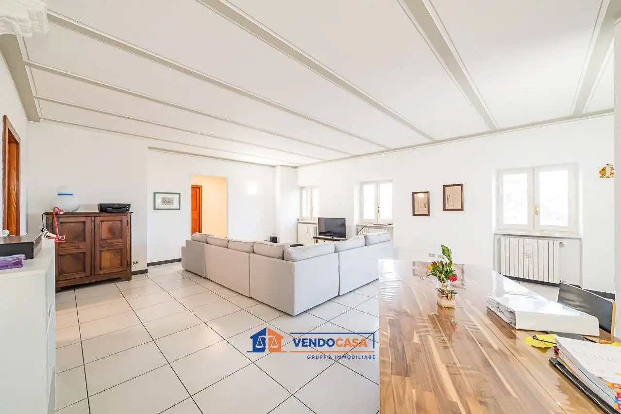 Appartamento via San Francesco d'Assisi 23, Centro, Saluzzo - foto 4