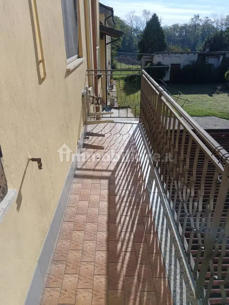 Villa unifamiliare, buono stato, 200 m², Arena Po - foto 4