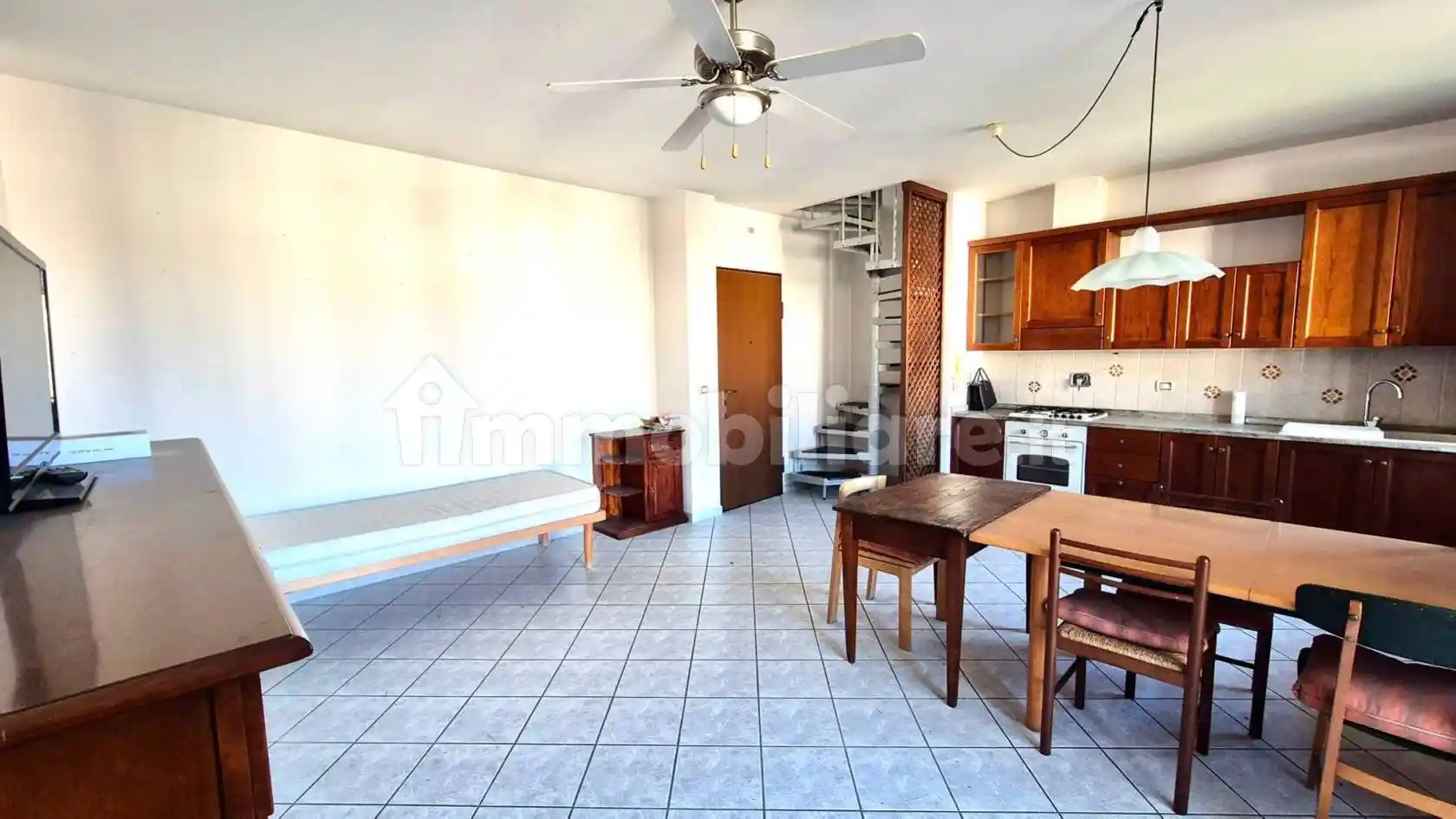 Trilocale via Aretina 1, Levane, Montevarchi - foto 2