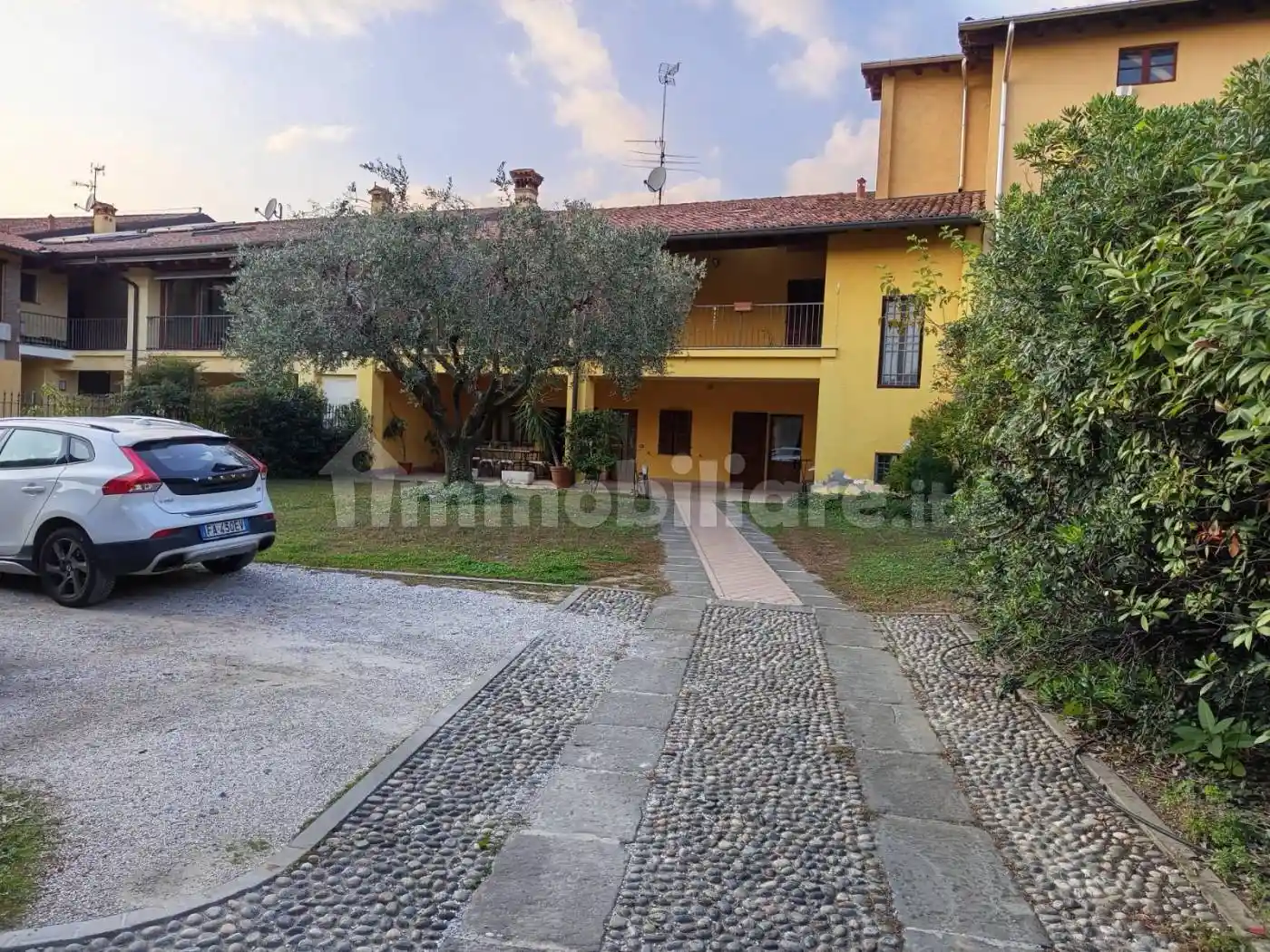 Rustico - Casale in vendita a Rovato