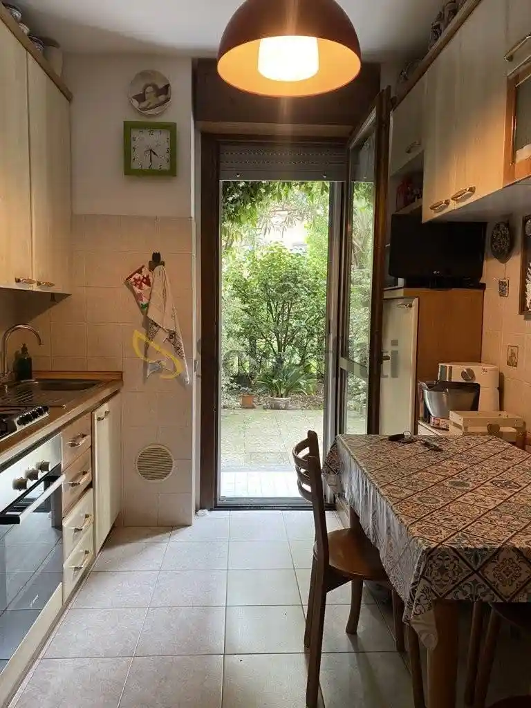 Trilocale ottimo stato, piano terra, Trezzano sul Naviglio - foto 4