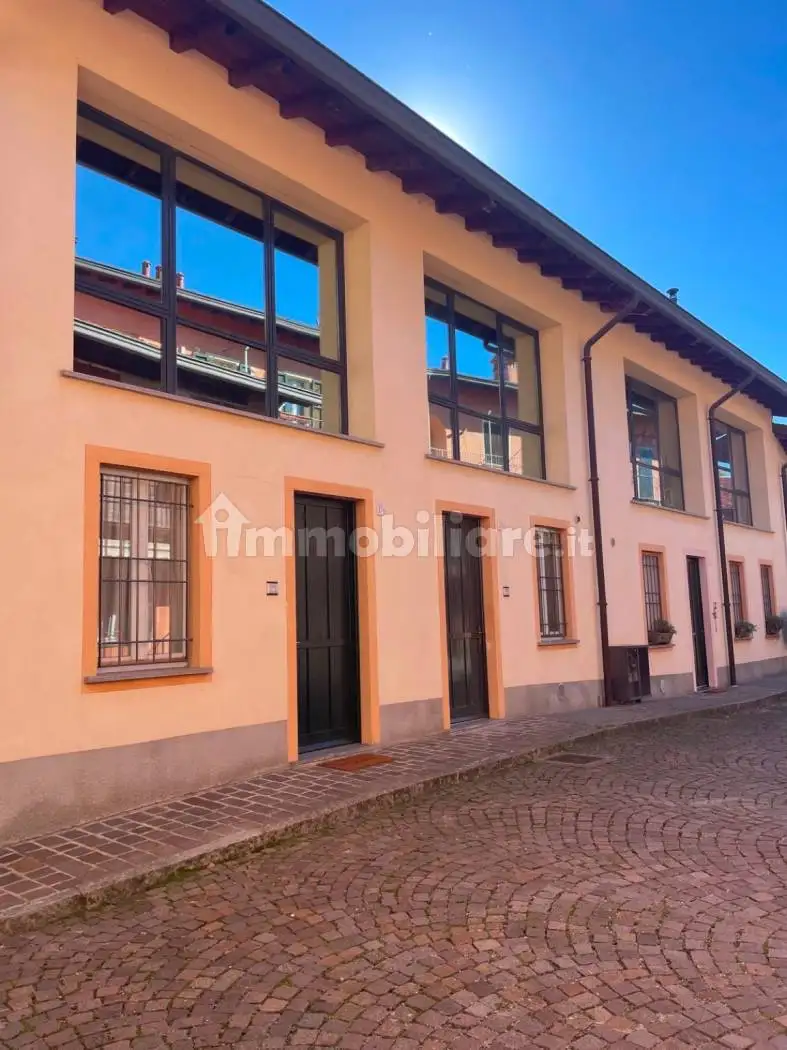 Appartamento in vendita a Imbersago