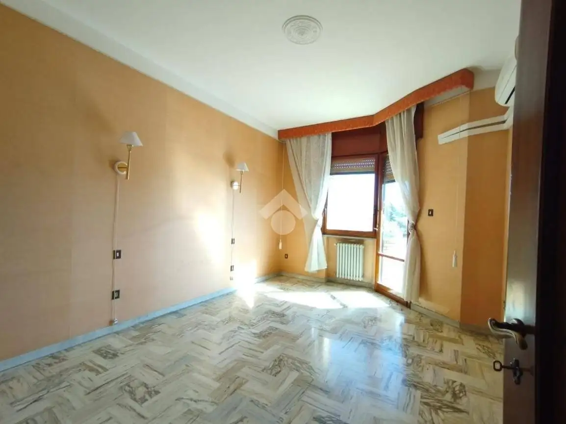 Bilocale via Benito Maffei 10, Emanuele II, C. Colombo, Morelli e Silvati, Avellino - foto 2