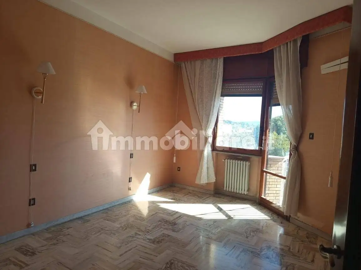 Bilocale via Benito Maffei 10, Emanuele II, C. Colombo, Morelli e Silvati, Avellino - foto 4