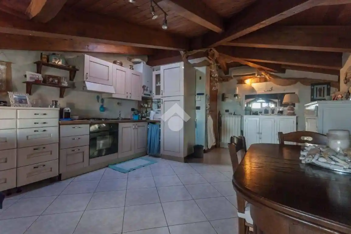 Quadrilocale via Nazionale Adriatica 156, Cologna Spiaggia, Roseto degli Abruzzi - foto 3