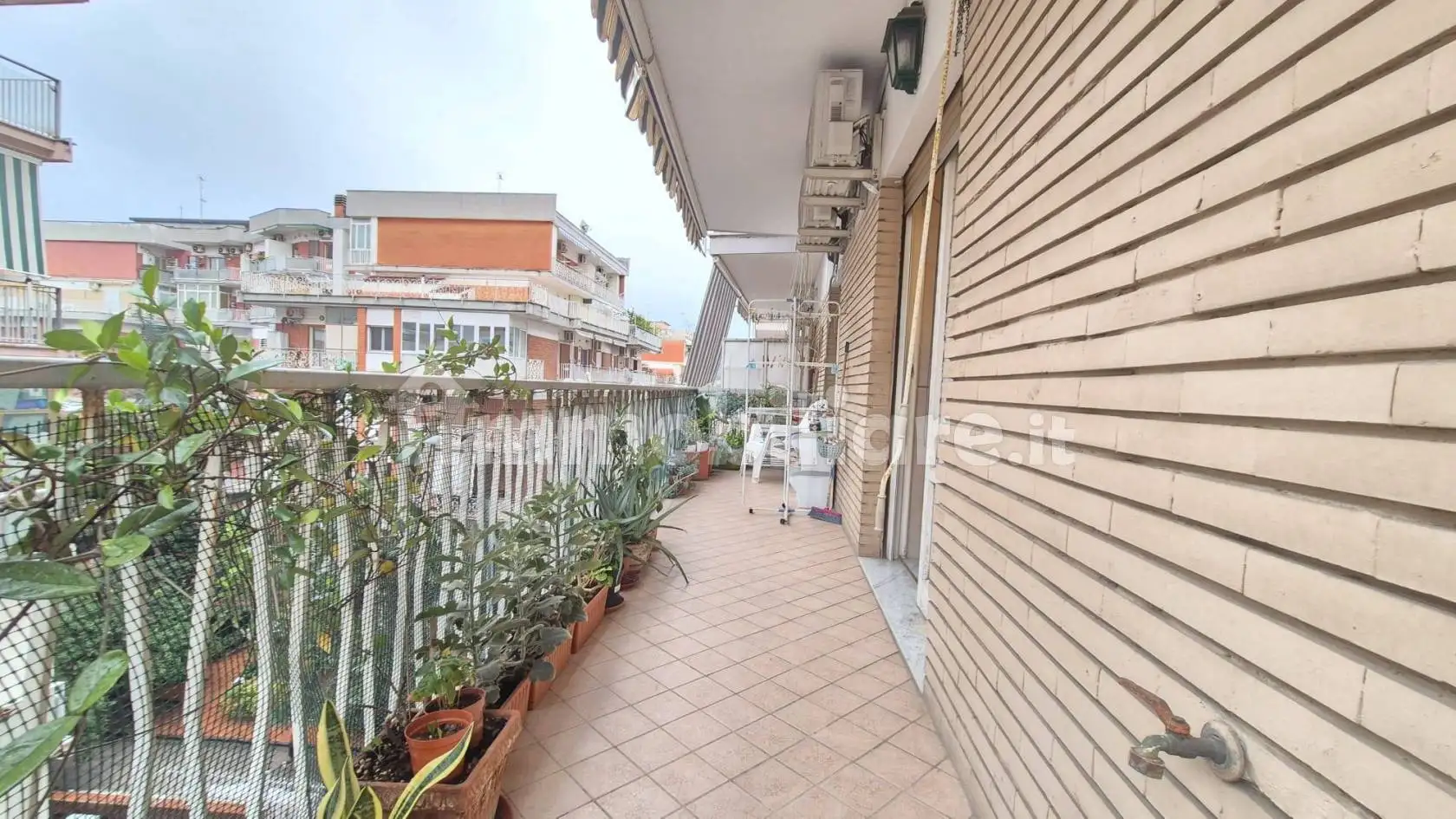 Appartamento in vendita a Napoli