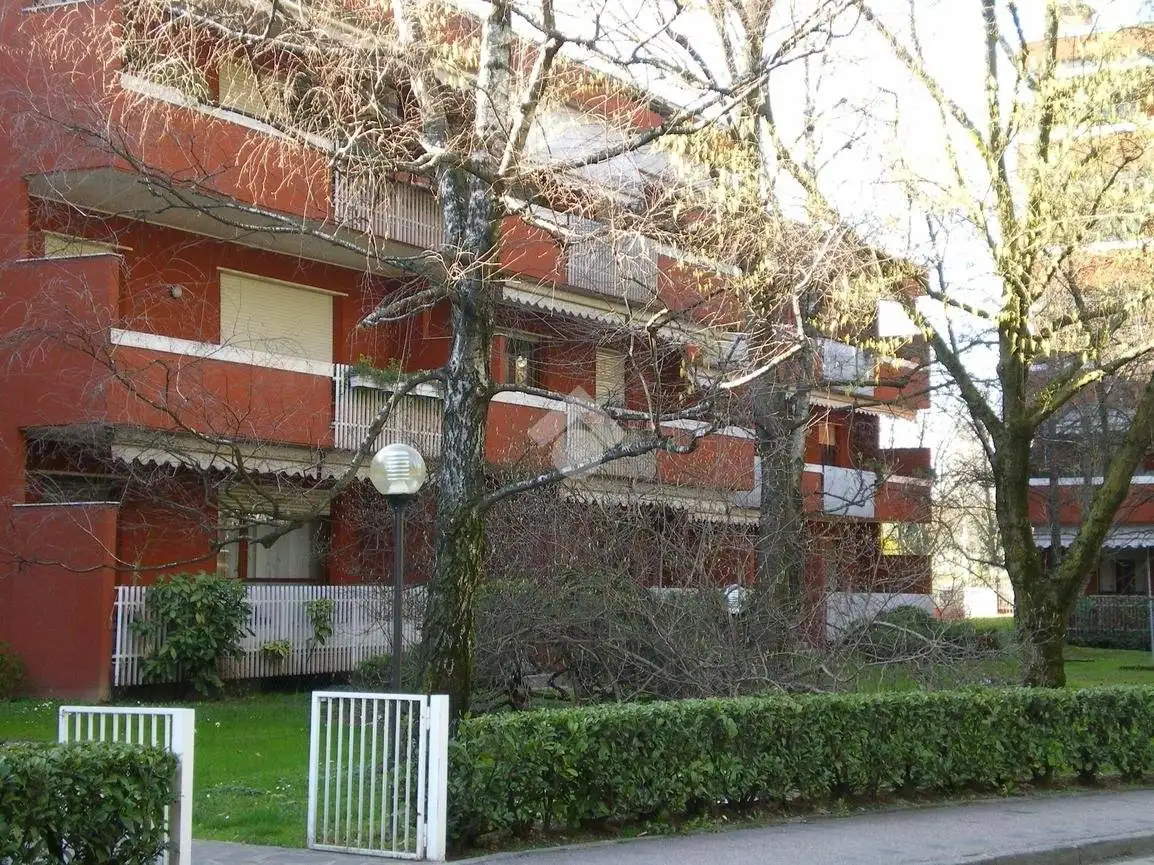 Appartamento in vendita a Peschiera Borromeo