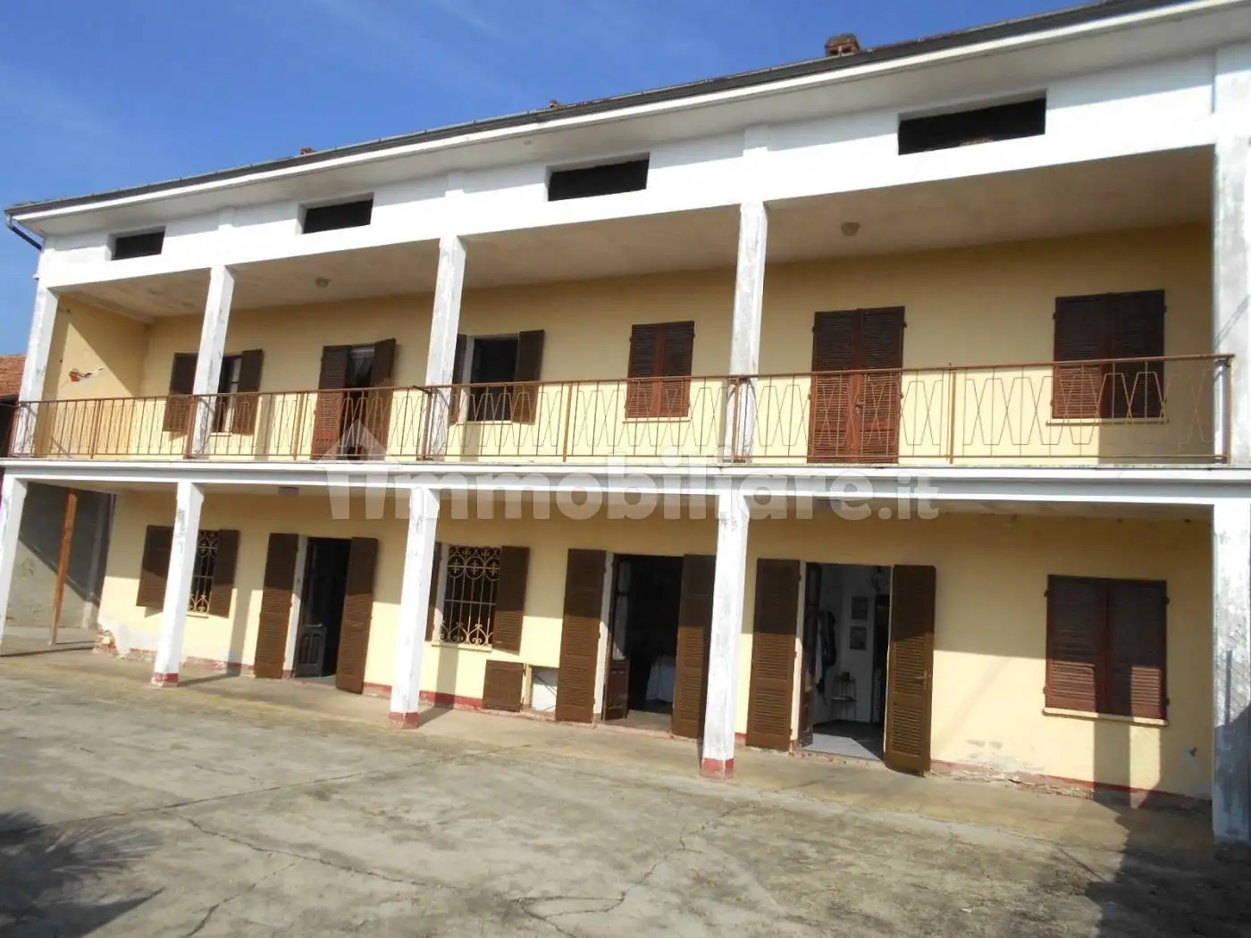 Rustico - Casale in vendita a Borgo d'Ale