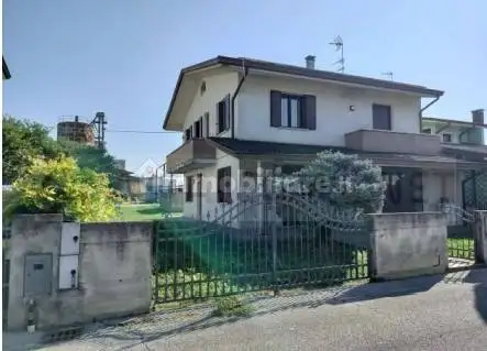 Villa in asta a Merlara