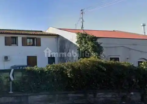 Casa indipendente in vendita a Aci Castello