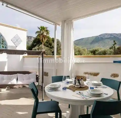 Appartamento in vendita a Terrasini