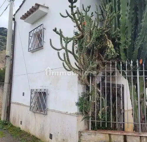 Villa unifamiliare via Jacopo Da Lentini 18, Pallavicino - Villaggio Ruffini, Palermo - foto 2